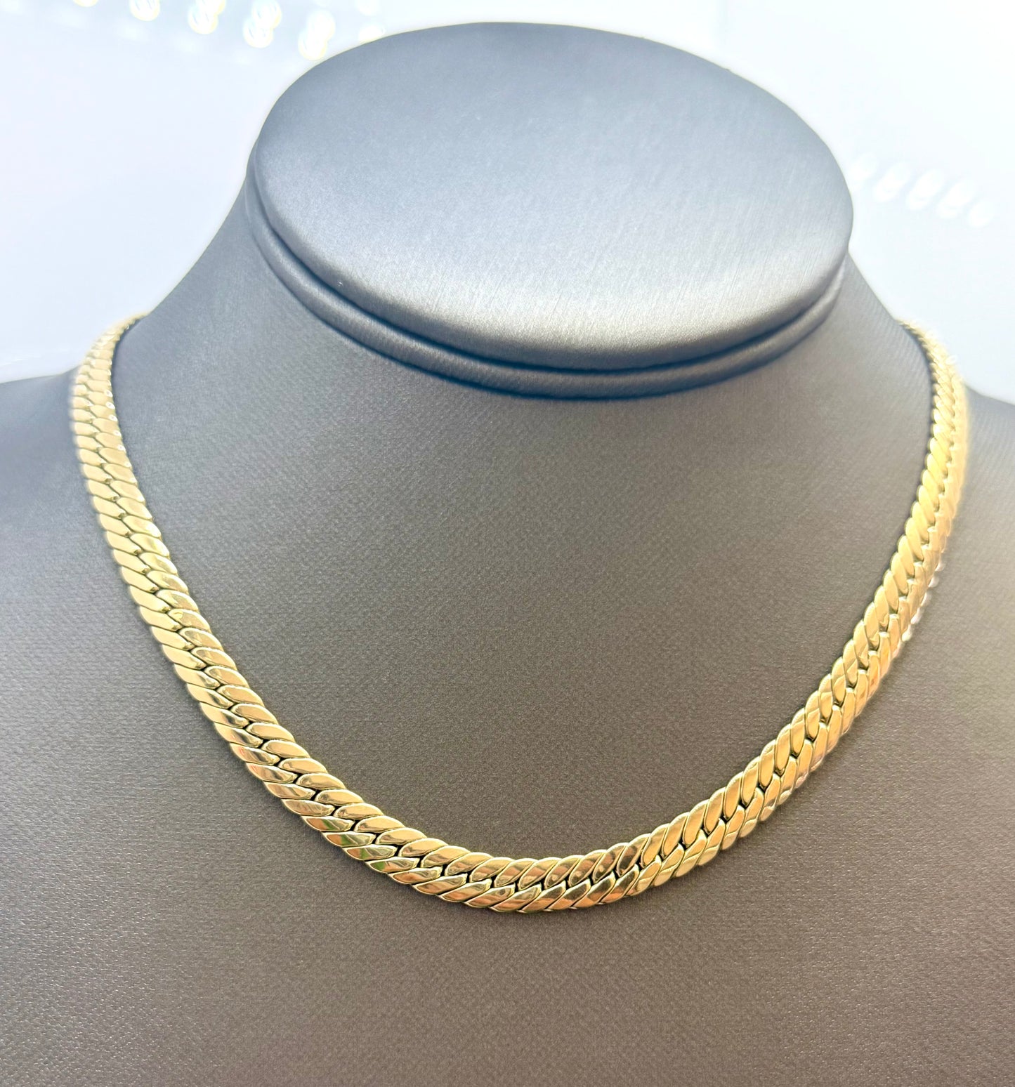 Necklace 10k